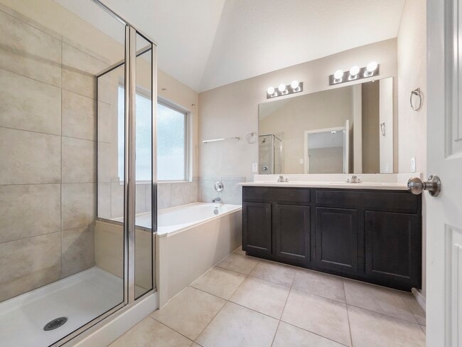 Photo - 1519 Spencer Glen Ln