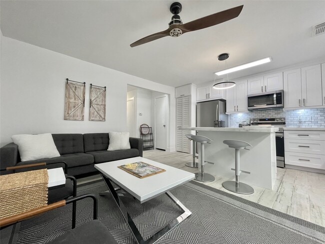 Photo - 1801 Huldy St