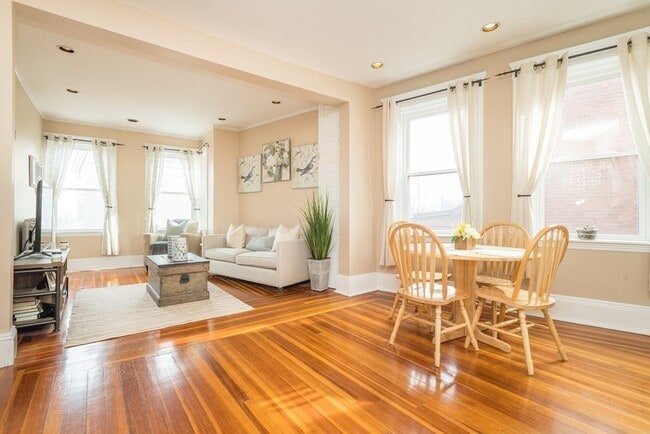 Photo - 64 Chestnut St Unit 3