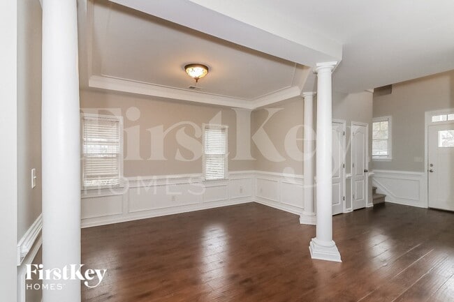 Photo - 200 Mirramont St