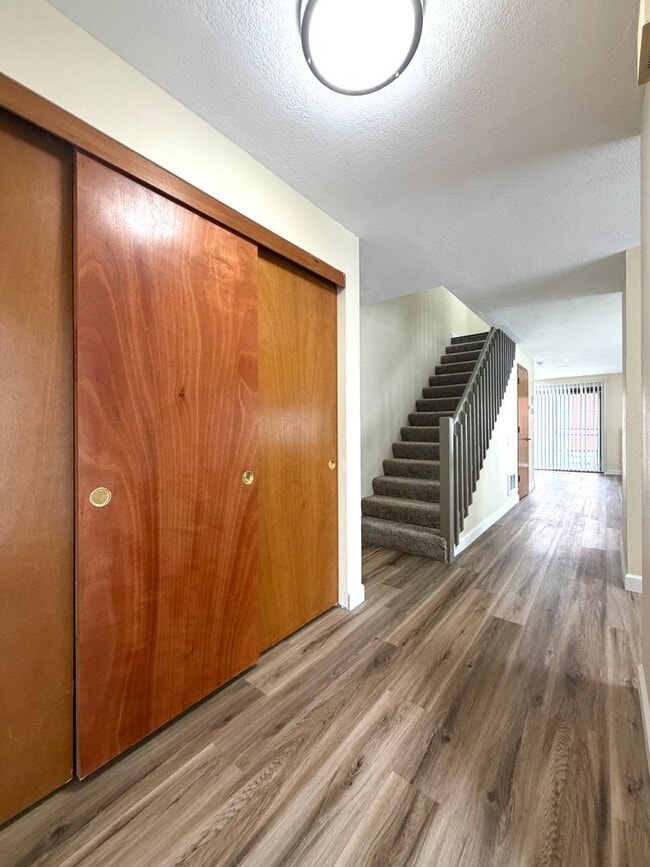 Photo - 4463-4463 SW Garden Home Rd