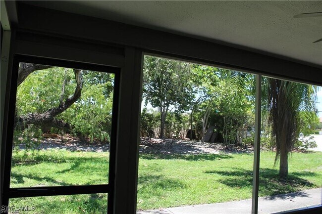 Building Photo - 334 Cape Coral Pkwy W Unit 2 Rental
