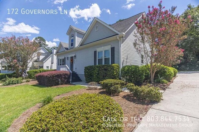 Photo - 172 Governors Ln NW