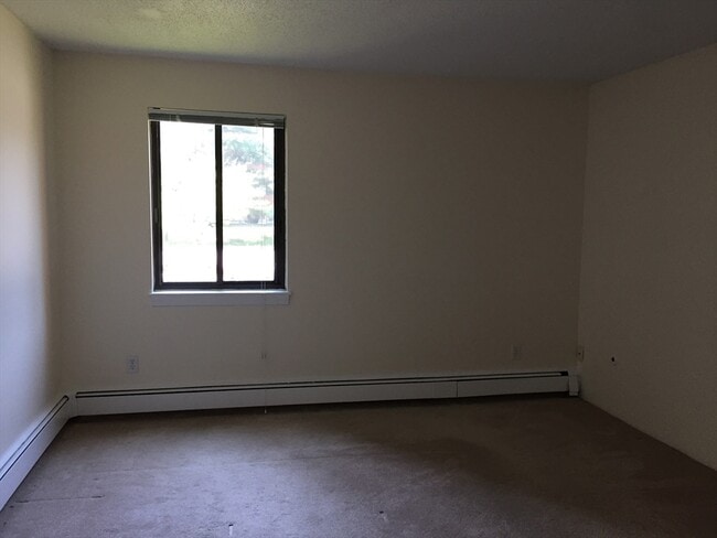 Photo - 9 Davis Rd Unit B10