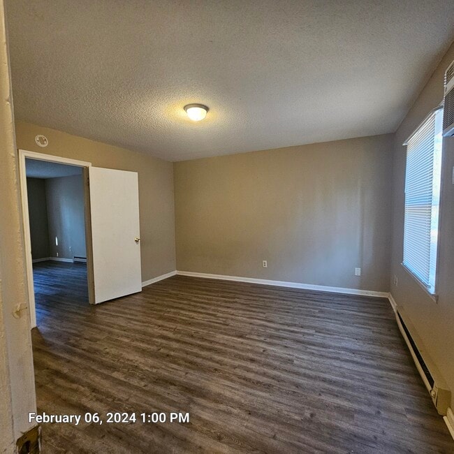 Photo - McArthur Apartments