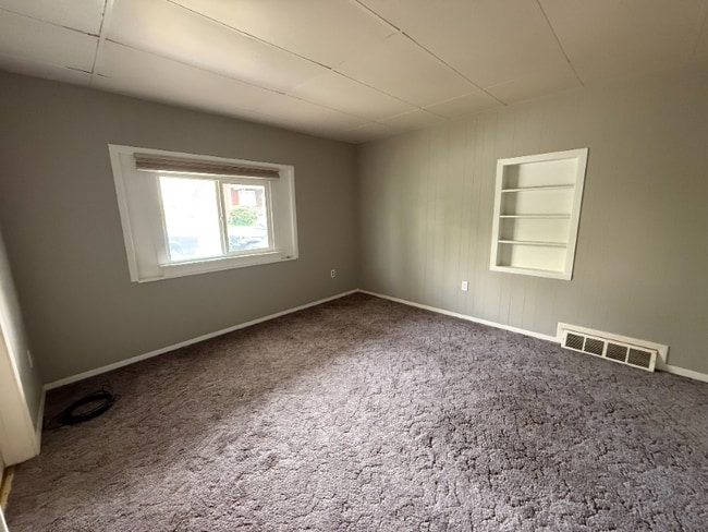 Photo - 102 W Chartes St Unit A