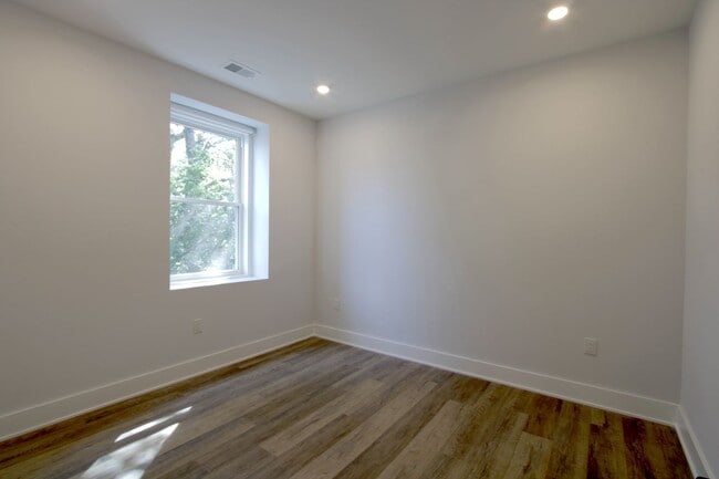 Photo - The Allengrove