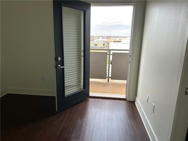 Photo - 726 E Emma Ave Unit 306