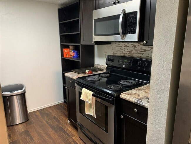 Photo - 2401 Leon St Unit 310