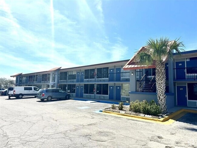 Building Photo - 43420 US-27 Unit 306 Rental