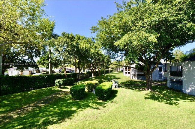 Photo - 13240 SW 88th Ln Unidad 207E