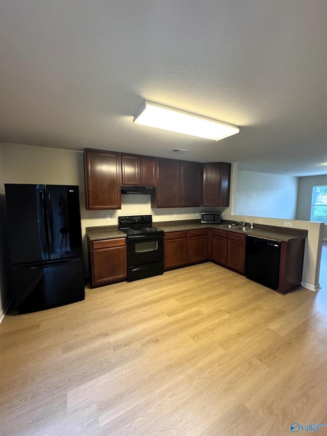 Photo - 269 Bermuda Lakes Dr