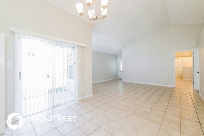 Photo - 2551 Davenport Cir
