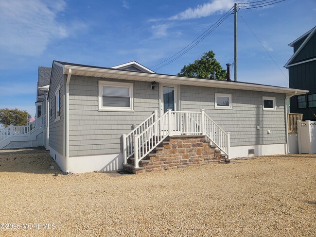 Building Photo - 141 Ocean Bay Blvd Rental