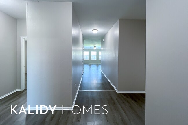 Photo - 2928 Cider Mill Ln