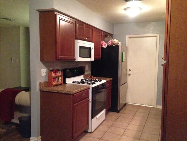 Photo - 1917 Castle Gate Cir