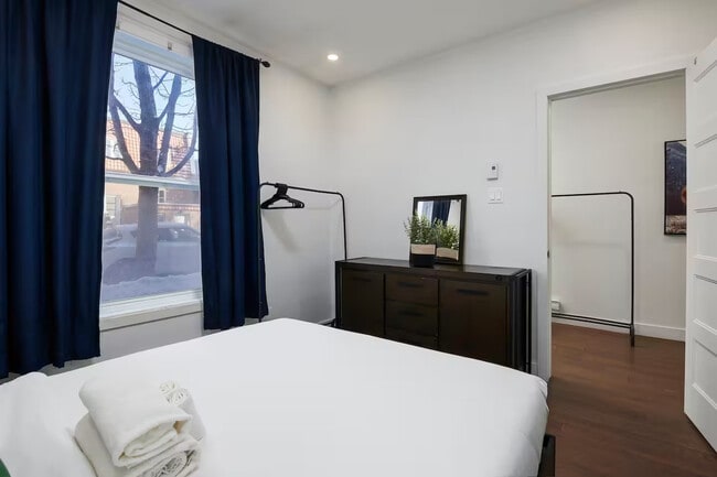 Photo - 3778 Rue De Bullion Unit 3778