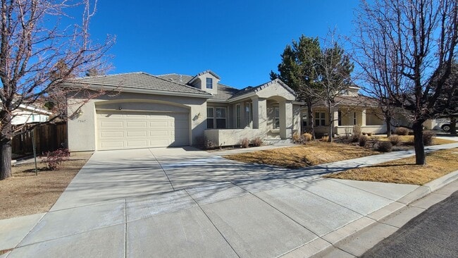 Building Photo - Single Story Sommerset Home!