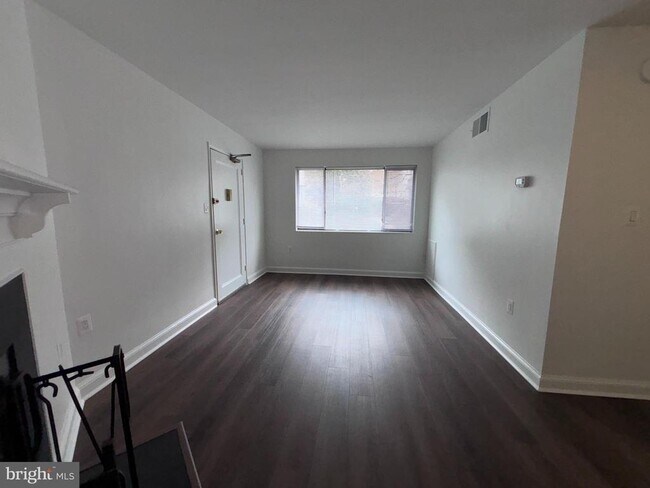 Photo - 3815 Davis Pl NW Unit 1