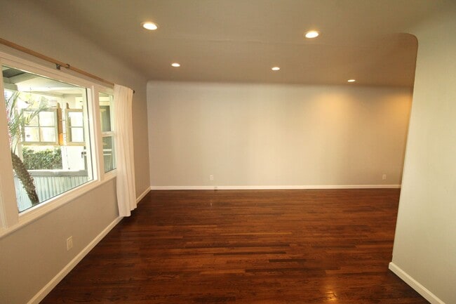 Photo - Quaint Midtown Ventura Duplex w/Many Upgra...