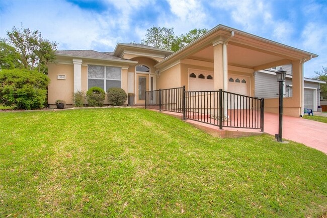 Photo - 134 Waters Edge