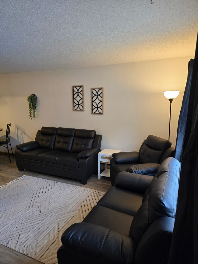 Photo - Elm Multiplex Unit 5