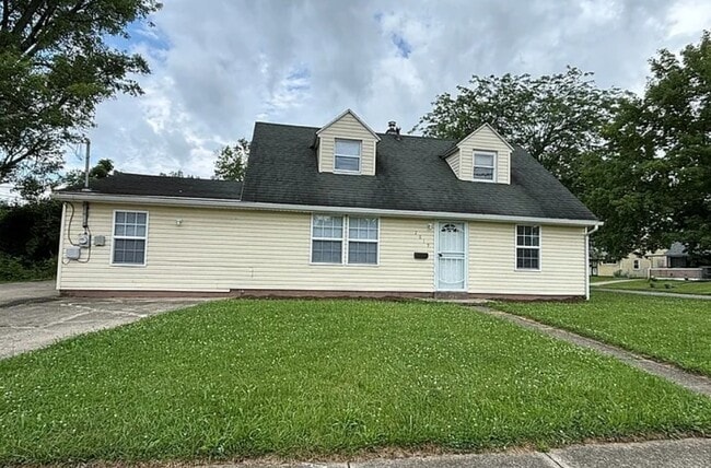 Photo - 2019 Fairport Ave