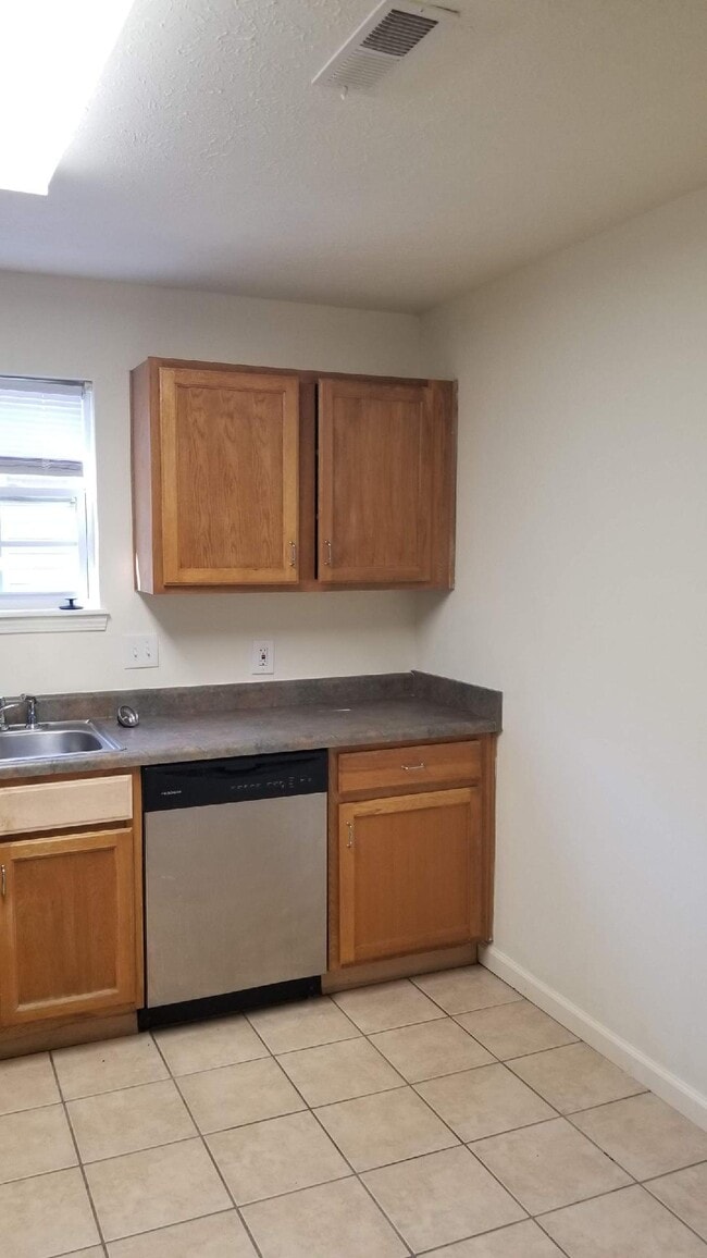 Photo - 165 Knowledge Ave Unit #A