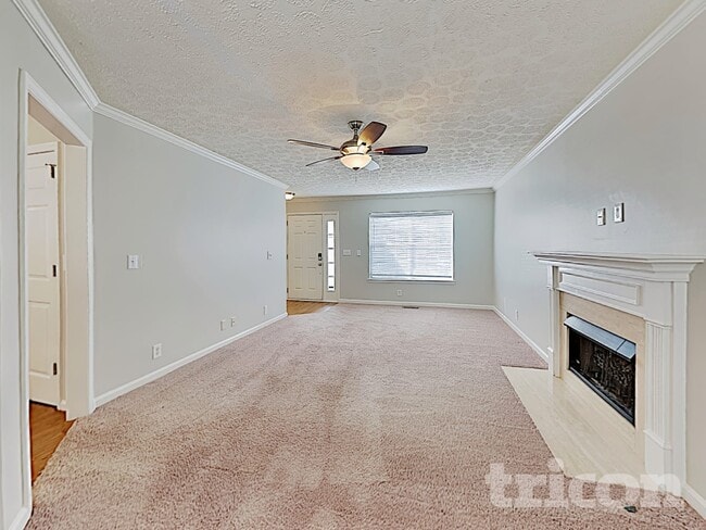 Photo - 429 Essex Park Cir