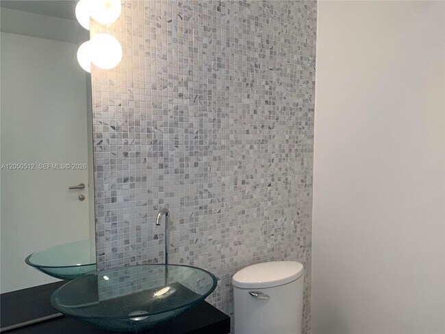 Photo - 200 S Biscayne Blvd Unidad 4412