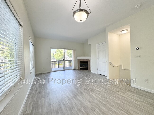 Photo - 7839 NE Kian Ln