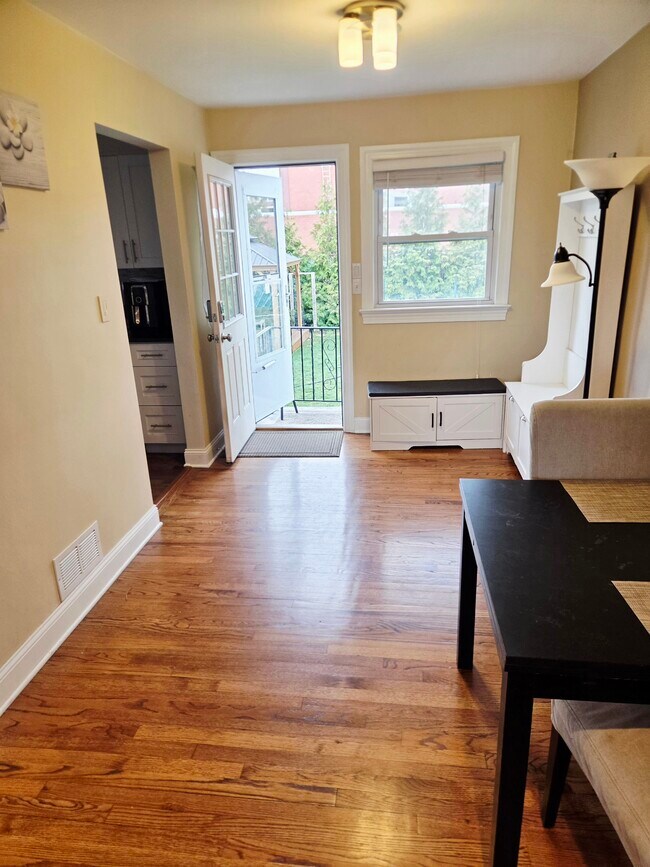 Photo - 223 Ray St Unidad #1