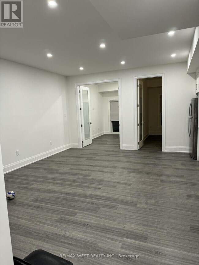 Photo - 21 Antonio Ct