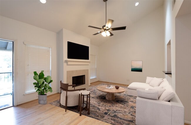 Photo - 1100 Augusta Dr Unit 76