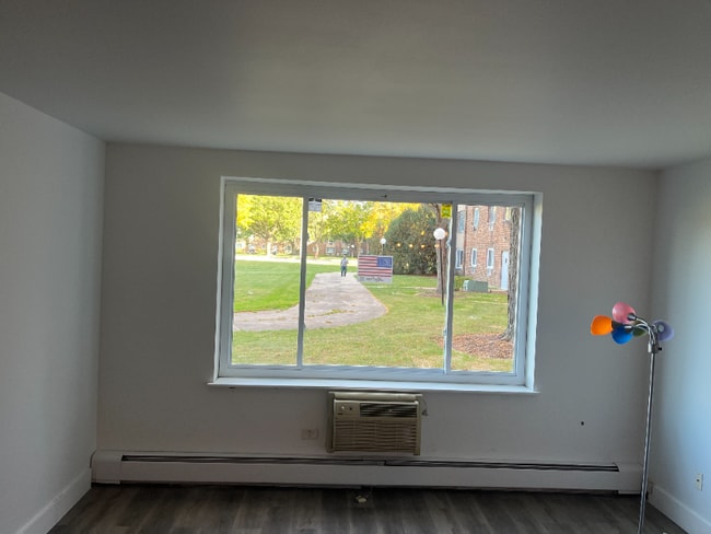 Photo - 1880 Bonnie Ln Unit 118