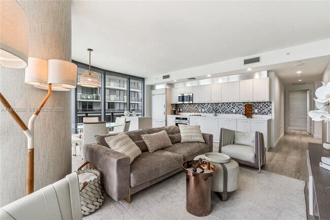 Photo - 55 SW 9th St Unit 4001