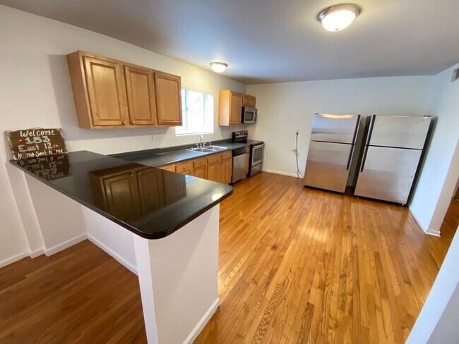 153 E 12th Ave Unit 02