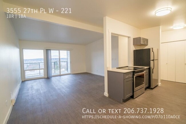 Building Photo - 3555 27th Pl W Unit 221