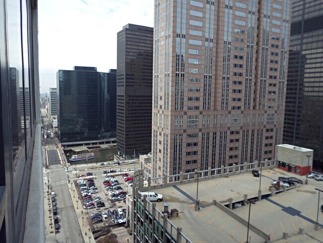 Photo - 235 W Van Buren St Unit 2201