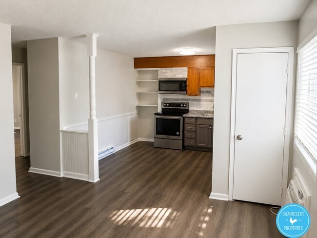 Photo - 414 Raynor St Unit D2