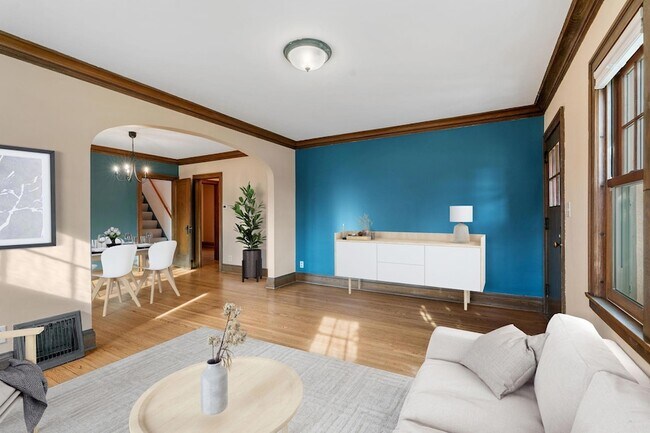 Photo - 2300 NE McKinley St