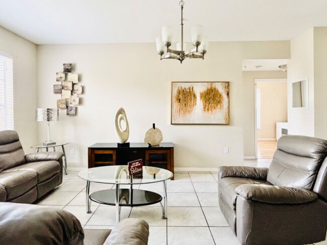 Photo - 5506 Metrowest Blvd Unidad 203