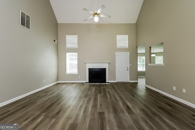 Photo - 117 Meadow Creek Ct