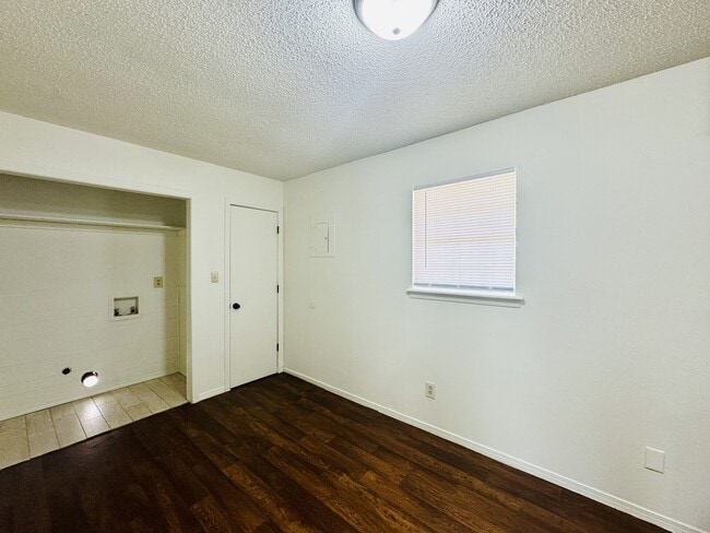 Photo - 154 Shady Ln