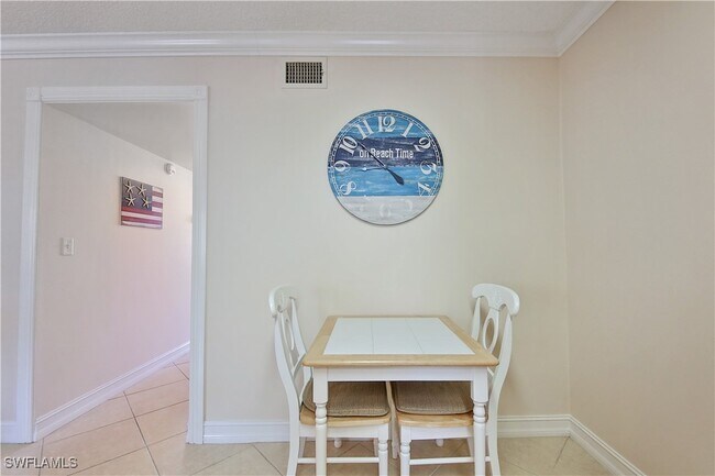 Photo - 1100 Gulf Shore Blvd N Unidad 207