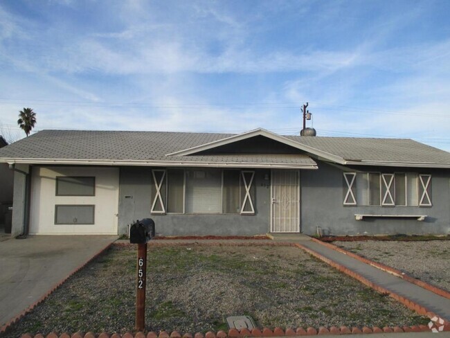 Building Photo - 652 Le May Way Rental