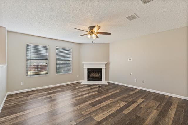 Photo - 4717 Waterford Dr