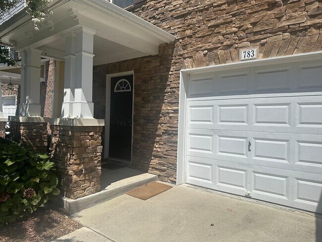 Photo - 783 Tulip Poplar Way