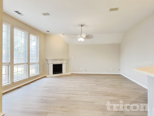 Photo - 1314 Pegasus Dr