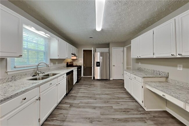 Photo - 1311 Bustling Ln SW